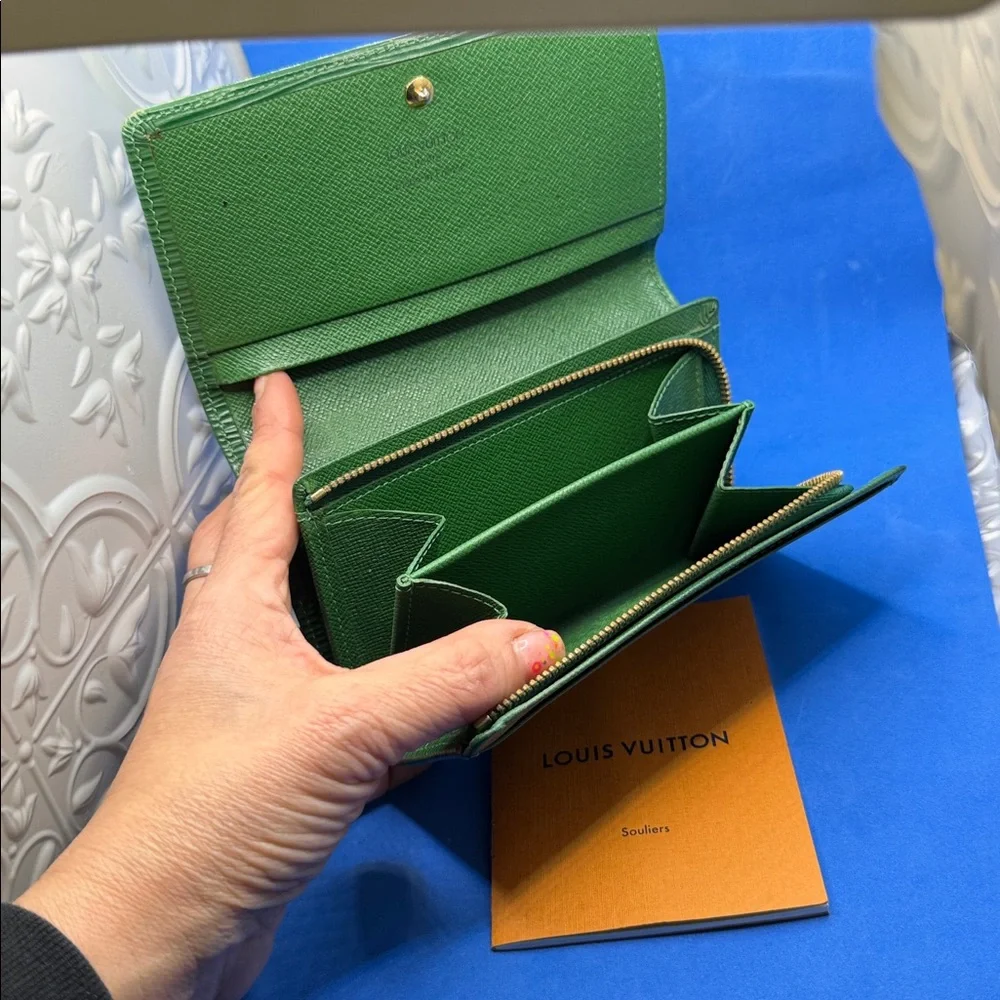 Louis Vuitton Emerald‎ Green Clutch wallet